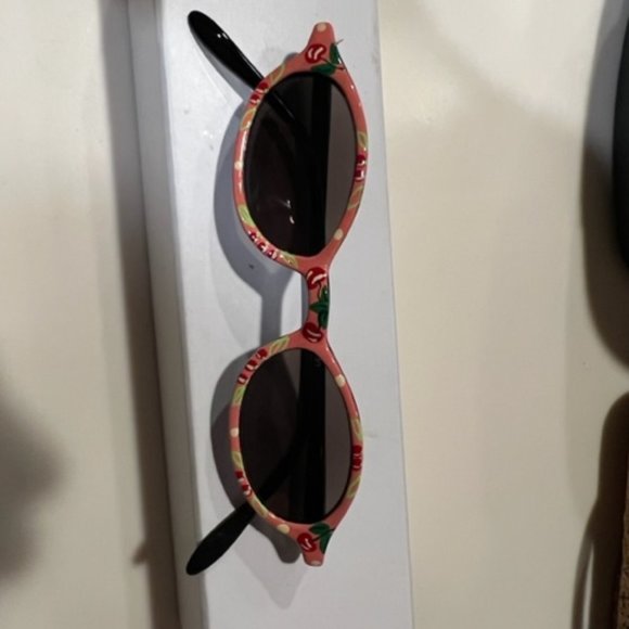 Fun Sunglasses Beach Readers - Picture 8 of 8